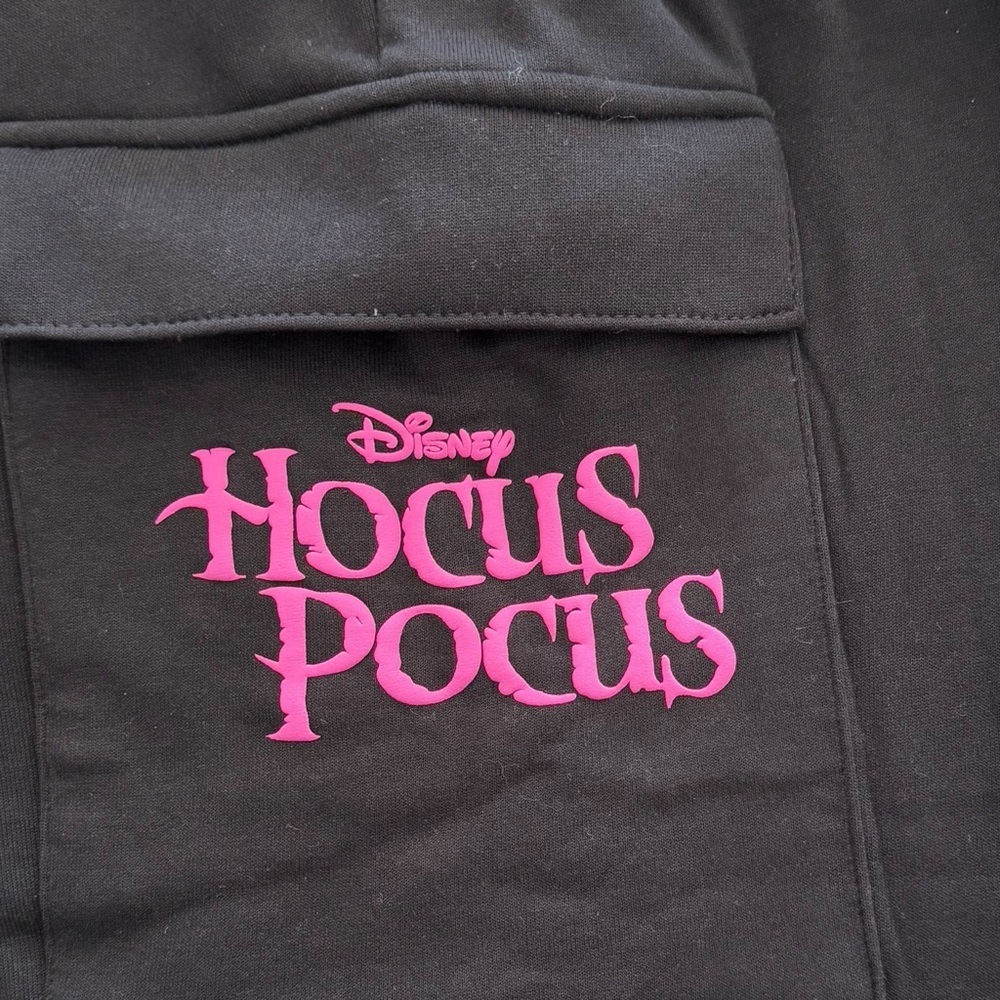NWOT Disney Women's Size XL Hocus Pocus Graphic Cargo Jogger Wide Leg Pants - Picture 5 of 9